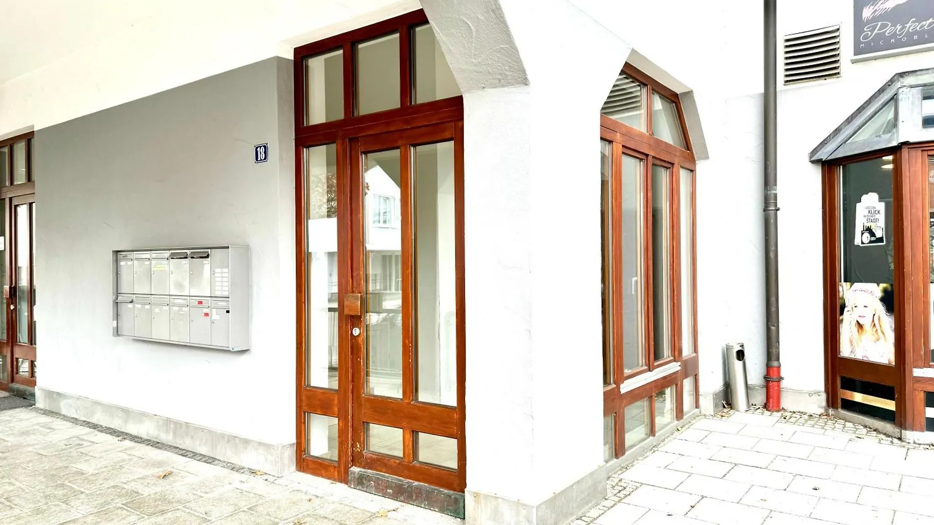 E&K Living - City Central - Design Apartment - Kitchen - Free Parking Gersthofen
